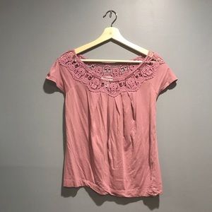 Ann Taylor Loft • Lace Collared Tee
